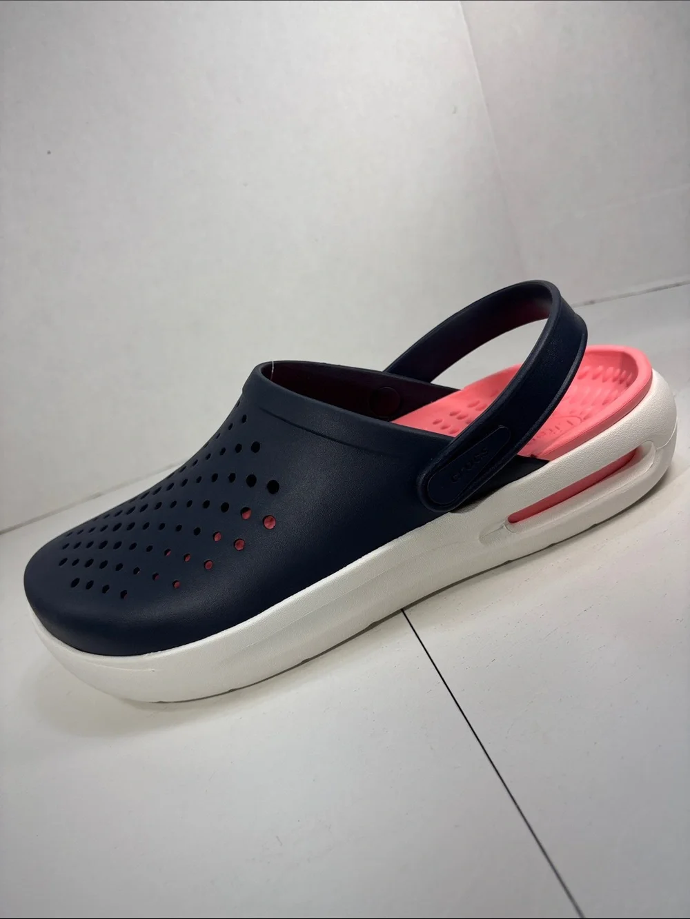 NWT Crocs InMotion LiteRide Clogs Navy Men’s 11